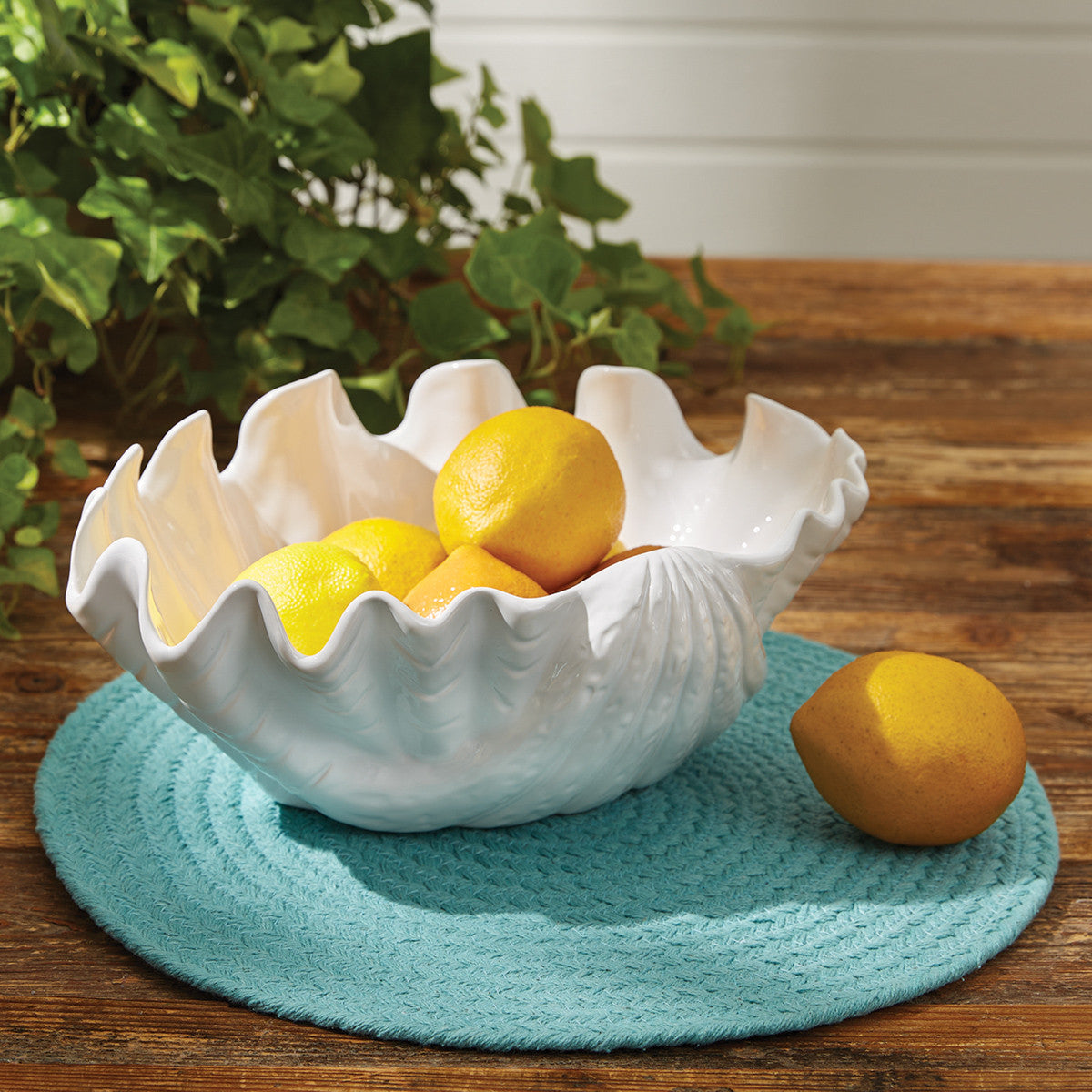 Split P Seashell Serving Bowl