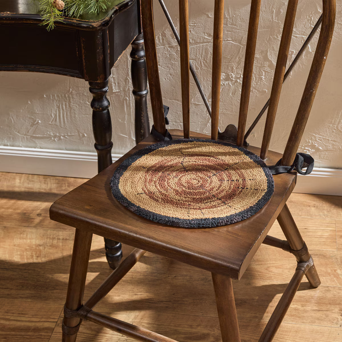 Park Designs Wood Slices Hooked Chair Pad
