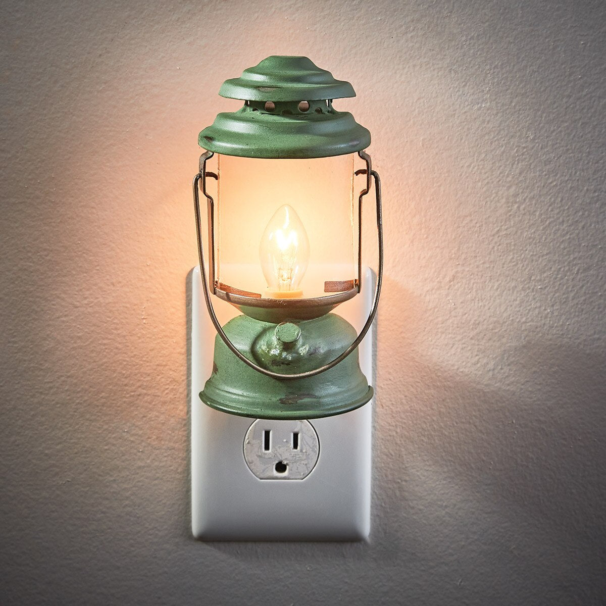Park Designs Green Camp Lantern Night Light